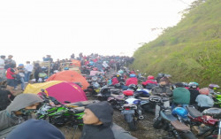 Viral Ribuan Wisatawan Datangi Puncak Telomoyo, Ganjar: Saya Minta Ditutup