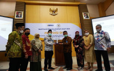 BPKH dan Komisi VIII DPR RI Menyalurkan Bantuan Kemaslahatan Umat