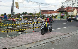 Bikin Pengendara Terjatuh, Proyek Penggantian Pipa di Jembatan Sayidan Harus Segera Diselesaikan PDAM 