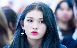 Setahun Setelah Birthday, Jeon Somi Rilis What You Waiting For