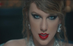 Taylor Swift Bikin Gebrakan, Floklore Terjual 1,3 Juta Copy dalam Sehari