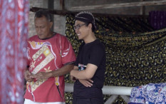 Didera Pandemi, Sebisa Mungkin Pengusaha Batik Ini Pertahankan Perajinnya