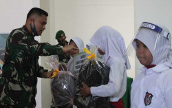 HUT ke 55, Yonif 403 Gelar Cerdas Cermat untuk Pelajar