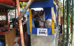 Jual Mi Ayam Rp5.000 di Wirobrajan, Pria Ini Mengaku Untung Banyak