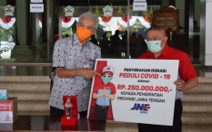 JNE Donasikan Rp250 Juta kepada Pemprov Jateng