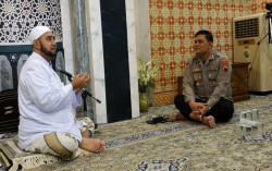 Ini Komentar Habib Syech Terkait Penyerangan di Mertodranan Solo