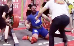 Tak Kuat Angkat Beban 408 Kg, Atlet Angkat Besi Rusia Alami Patah Lutut