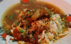 Wangi Rempah, Ternyata Ini Asal Mula Nama Soto Sampah di Jl. Kranggan
