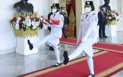 Foto-Foto Paskibraka sebelum Kibarkan Bendera di Upacara HUT Kemerdekaan RI ke-75
