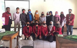 Peduli di Masa Pandemi, KKN 055 UMY Bantu Bumdes Sarwo Miguno Magelang