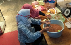 Terdampak Covid-19, Produksi Olahan Cabai Kelompok Wanita Tani Turun Drastis