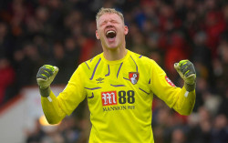 Sheffield United Rekrut Kembali Ramsdale untuk Gantikan Dean Henderson