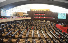 Advokat yang Gugat Pembatasan Masa Jabatan Anggota DPR Mencabut Permohonannya