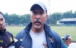 Fakhri Husaini Kritik Wacana Naturalisasi Pemain Asing