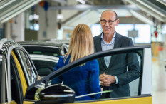 Volkswagen Mulai Produksi ID.4 di Pabrik Zwickau