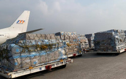 Satgas Covid-19 Kirim 1 Juta Masker dan Alat Kesehatan ke Aceh