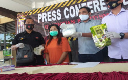 Edarkan Sabu 0,5 Kilogram Dibungkus Tes, Ibu Rumah Tangga Diringkus Polres Sleman