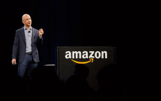 Saat Banyak Orang Jatuh Miskin karena Pandemi Corona, Jeff Bezos Makin Kaya & Punya Harta Rp2.900 Triliun