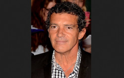 Positif Covid-19, Antonio Banderas Kini Sembuh