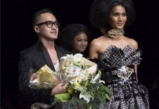 Desainer Langganan Artis Barli Asmara Meninggal Dunia