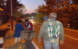 2 Warga Bantul Tertangkap Tangan Aparat Saat Nyampah