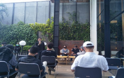 Dukung Seniman Lokal, GAIA Cosmo Hotel Menjadi Ruang bagi Pameran Masker dan Alam "ChorChet"