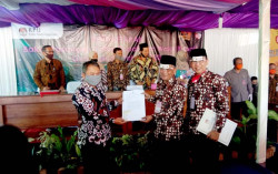 Sido Maju, Pendaftaran Babe Kental dengan Nuansa Adat dan Tradisi