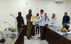 Aji-Windarti Kedua Kalinya Mendaftar ke KPU Kota Magelang, Berkas Dinyatakan Lengkap