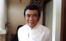 Bawakan Lagu "Cuma Kamu", Rhoma Irama Gandeng Via Vallen