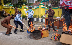 Ribuan Pil Koplo dan Miras Dimusnahkan