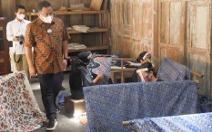 Beri Semangat Pembatik Kulonprogo, Rachmad Gobel Tekankan Pentingnya Inovasi