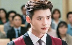 Sudah Jadi Aktor dengan Bayaran Termahal di Korea, Lee Jong Suk Juga Masih Punya Usaha Restoran