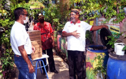 Peringati Hari Ozon, AHM Dukung Aktivis Lingkungan dengan 1.000 Sembako