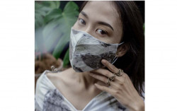 UNESCO Gencarkan Kampanye Pakai Masker Kain Tradisional