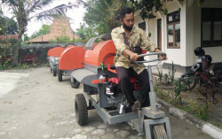 Empat Mesin Alat Pertanian Disalurkan untuk Gapoktan