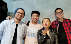 Ten2Five Bangun dari Tidur, Rilis Ya Sudahlah Versi Ceria   