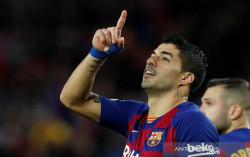 Suarez Diduga Curang saat Ujian Bahasa Italia untuk Syarat Penerbitan Paspor