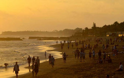 Wisata Pulau Bali Mulai Dibangkitkan Kembali, Ini Foto-Fotonya