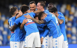 Napoli Cukur Genoa 6–0, Gattuso Belum Puas