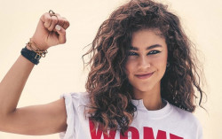 Zendaya Dipastikan Bermain dalam Film Biografi Ronnie Spector