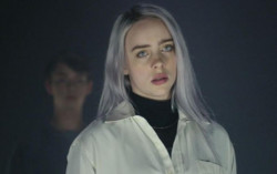 Apple Segera Rilis Film Dokumenter Billie Eilish