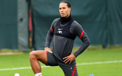Liverpool Diberondong 7 Gol & Kalah Memalukan, Van Dijk Minta Tetap Tenang