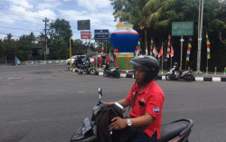 Warga Desa di Bantul Pasang Gentong Raksasa untuk Tangkal Covid-19