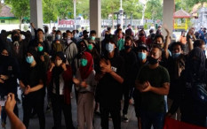 Epidemiolog: Kasus Covid-19 Melesat Bukan Salah Pendemo UU Cipta Kerja Semata