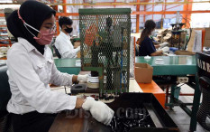 Omnibus Law Disahkan, Pekerja Wajib Perhatikan 4 Hal Ini