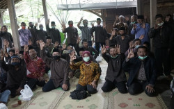 Tangan Ajaib Kustini Sri Purnomo Ditunggu Paguyuban Bajingan