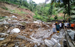 Suara Gemuruh Selamatkan Kusnan dan Keluarganya dari Terjangan Longsor Kulonprogo