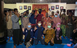 Warga Sumberrejo Mantap Menangkan Kustini-Danang
