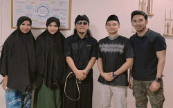 Dibimbing Gus Miftah, DJ Katty Butterfly jadi Mualaf Tepat di Hari Ulang Tahunnya