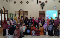 UMY Latih Kelompok Pengajian At-Tawwabin Selesaikan Kasus Hukum
